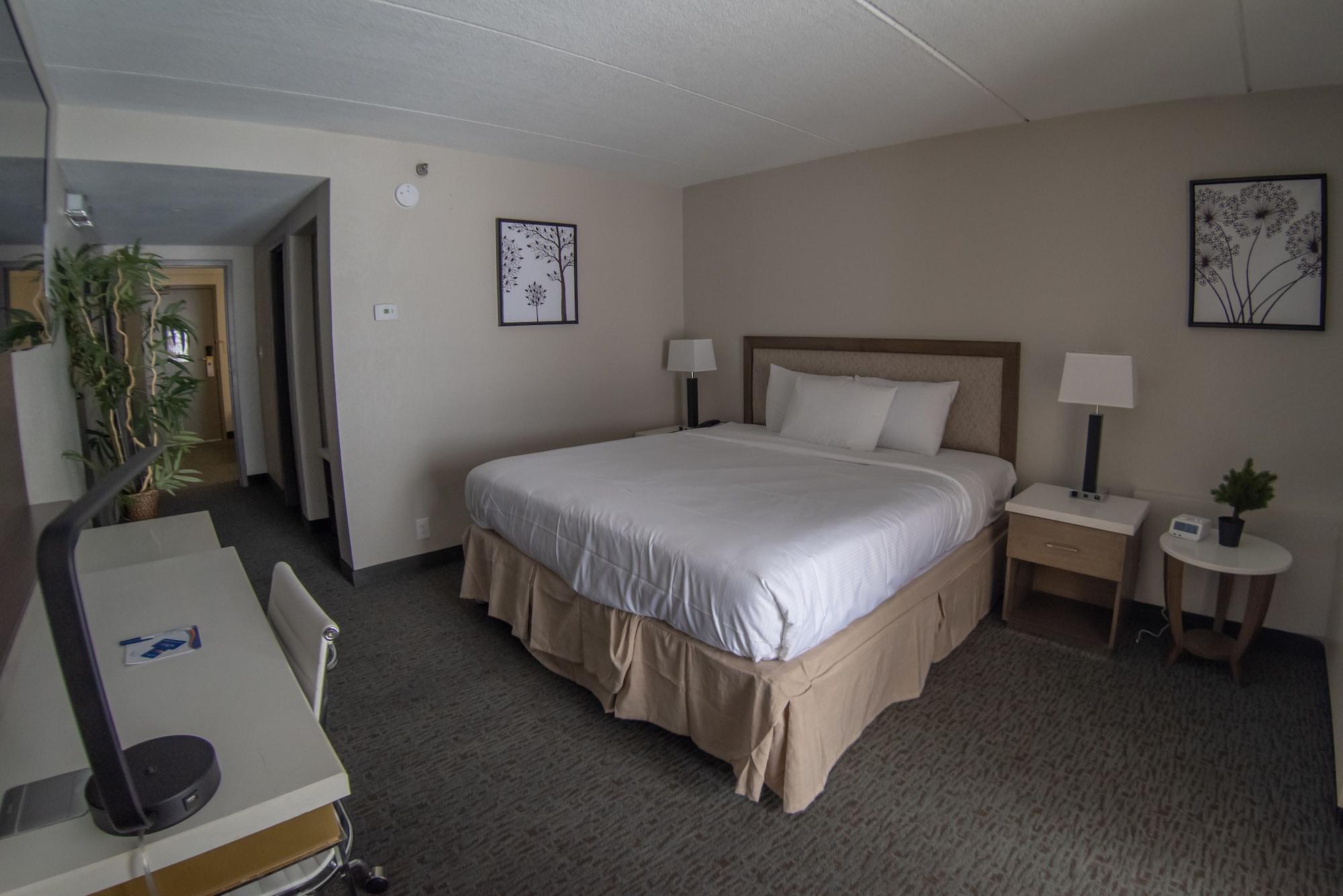 Baymont By Wyndham Shakopee Hotel Exterior photo