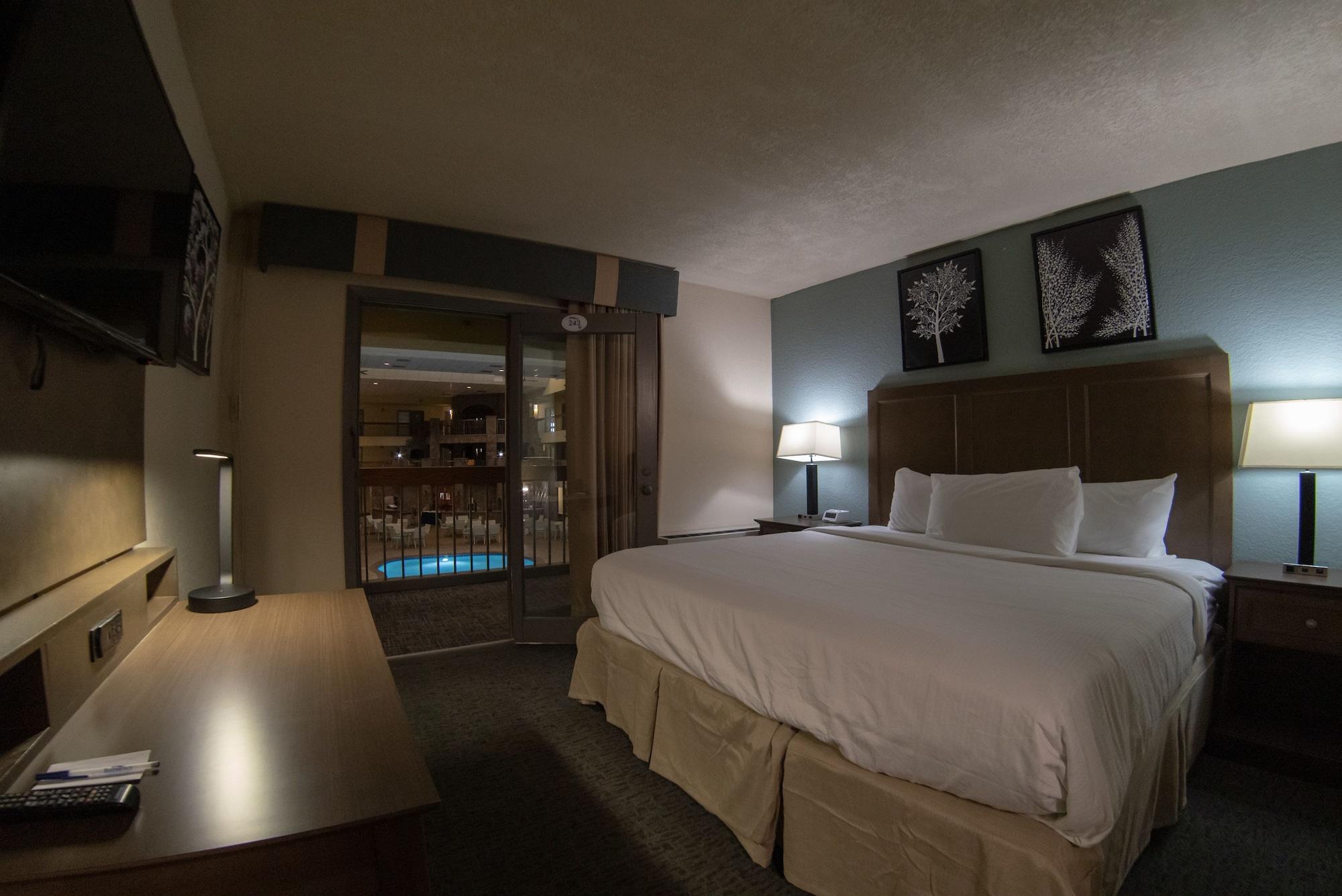 Baymont By Wyndham Shakopee Hotel Exterior photo