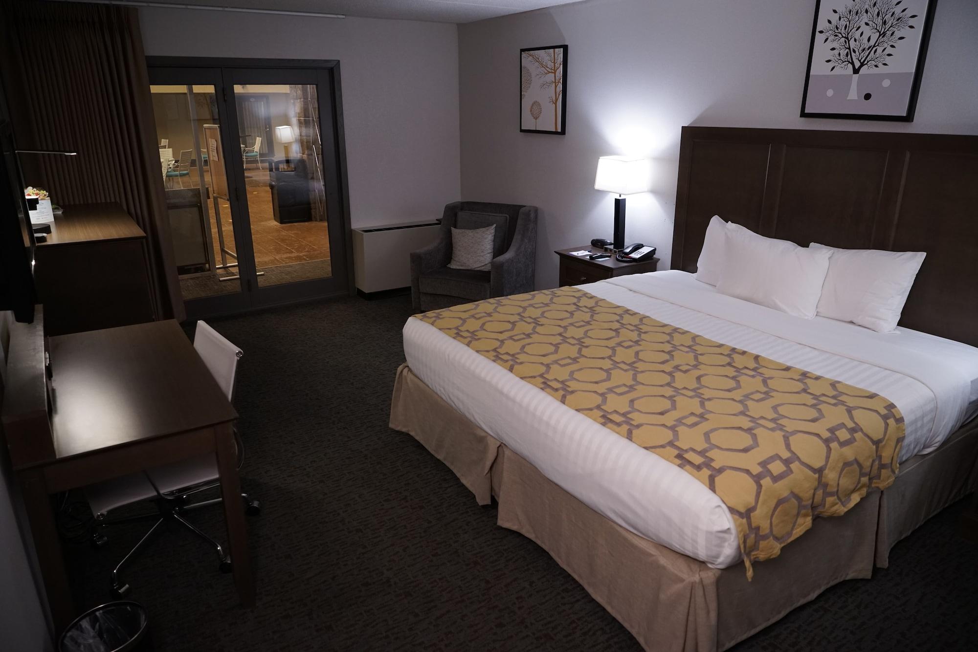 Baymont By Wyndham Shakopee Hotel Exterior photo
